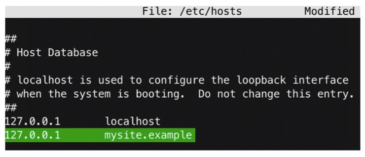 Captura de tela de um terminal editando um arquivo hosts